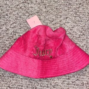 JUICY COUTURE BUCKET HAT PINK velour